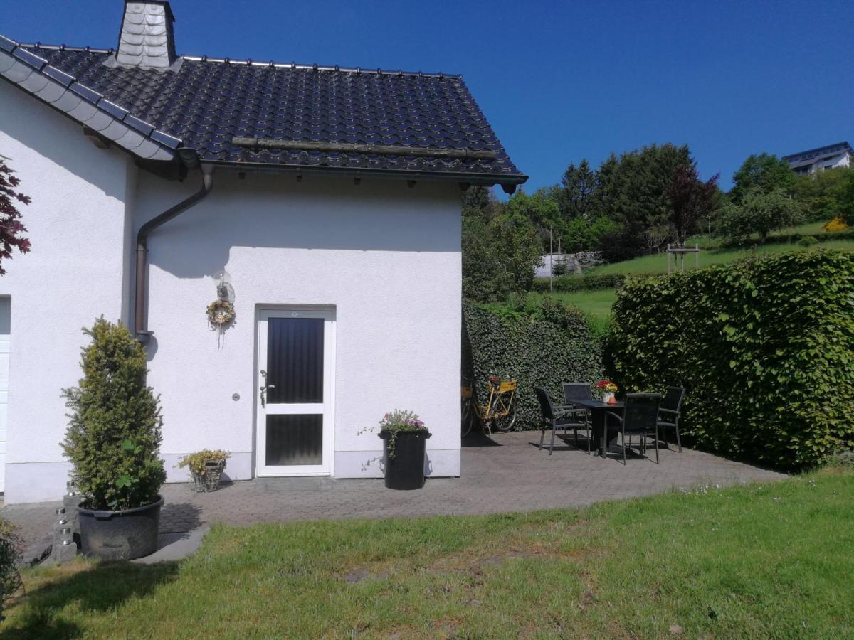 Ferienwohnung Gross B Schleiden Esterno foto